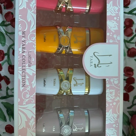 Ara Yara Collection Perfume Set - Picture 2 of 3